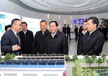 中共中央政治局常委、国务院总理， 时任江苏省委书记李强考察凯发K8国际科技